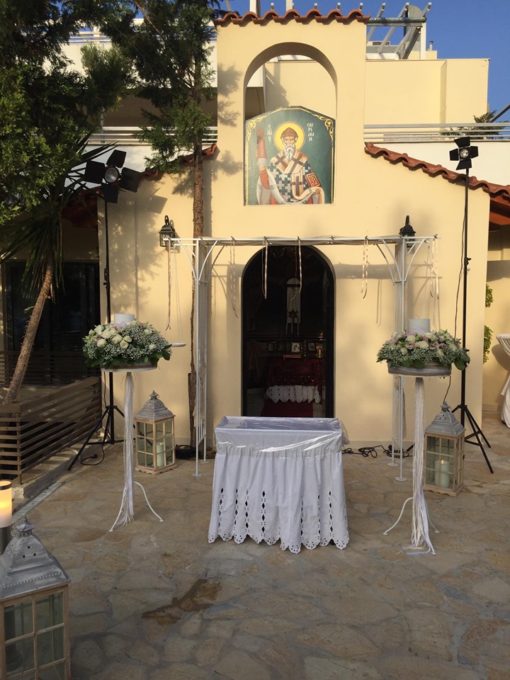 Εκκλησάκι του Αγίου Σπυρίδωνα στο Κτήμα Ορεινό στην Πάρνηθα για γαμο η βαπτιση