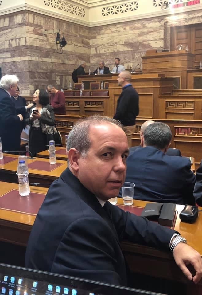 Εκπροσωπώντας την Ε.Ν.Ι. Ε.Ο.Π.Υ.Υ. σε σχέδιο νόμου του Υ. Υγείας στην Ελληνική Βουλή
